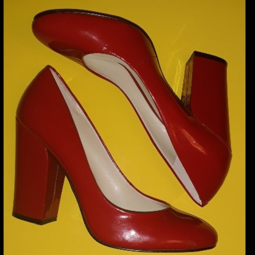 NWOB NineWest Red Patty